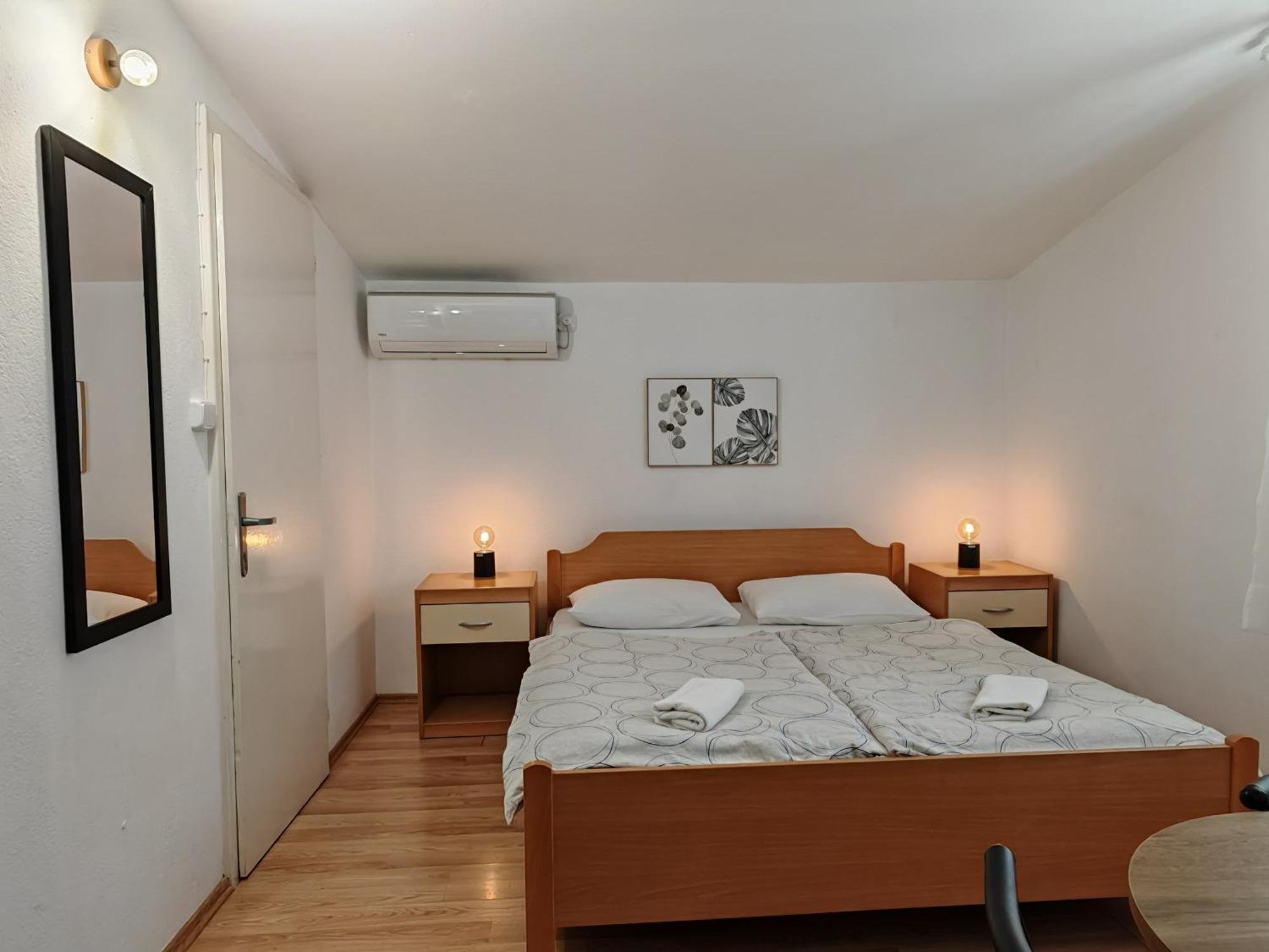 Apartments&Rooms Samohod Vodice Pokoj fotografie